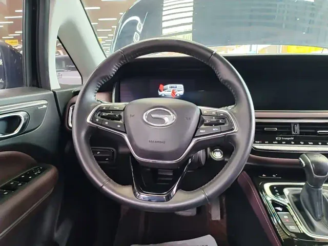 GAC Trumpchi M6 — Фото автомобиля 10