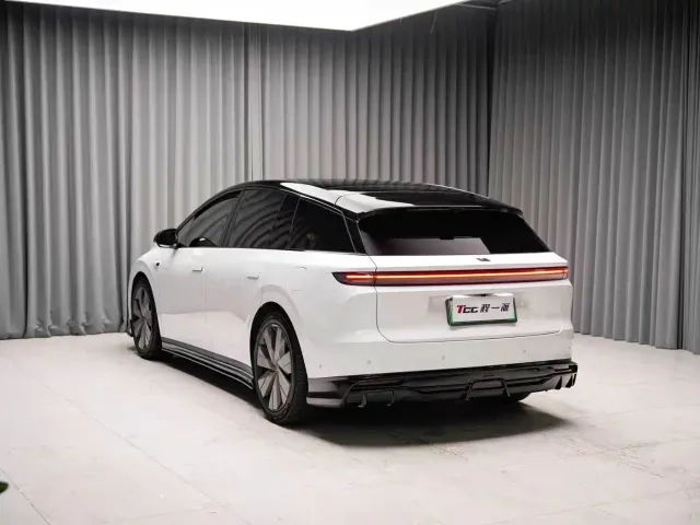Li Auto i6 — Фото автомобиля 6