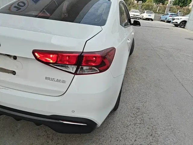 Kia Forte — Фото автомобиля 7