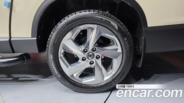 KG_Mobility_Ssangyong Rexton — Фото автомобиля 3