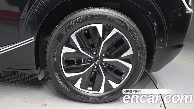 Kia EV6 — Фото автомобиля 20