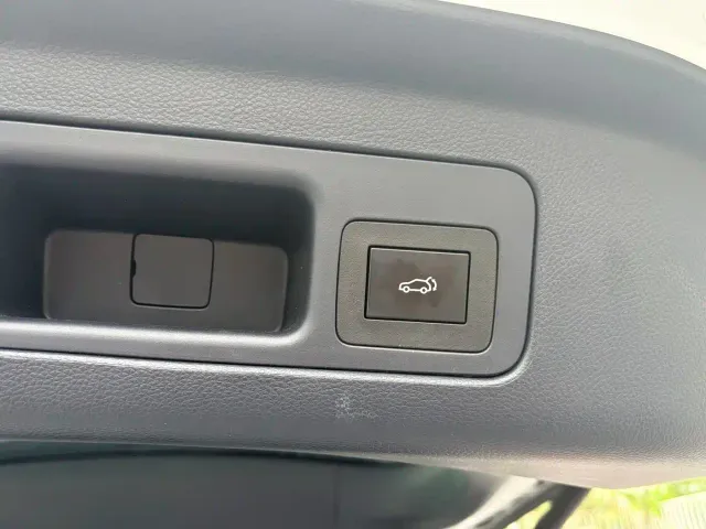 GAC Trumpchi M8 — Фото автомобиля 17