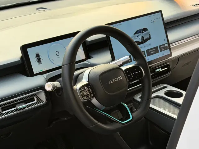 GAC Aion Y — Фото автомобиля 13