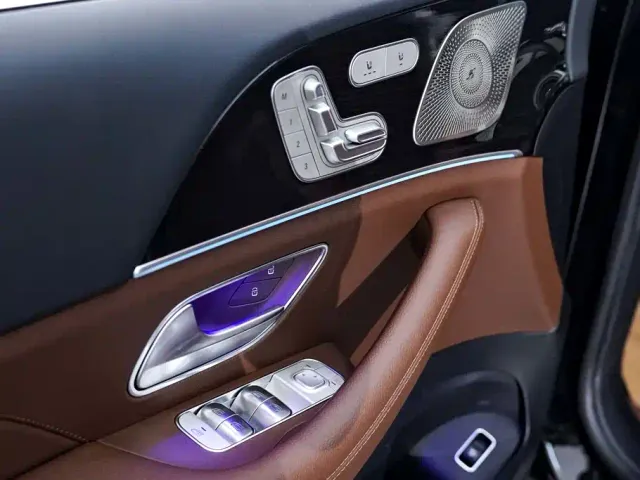 Mercedes-Benz GLE-Class — Фото автомобиля 25