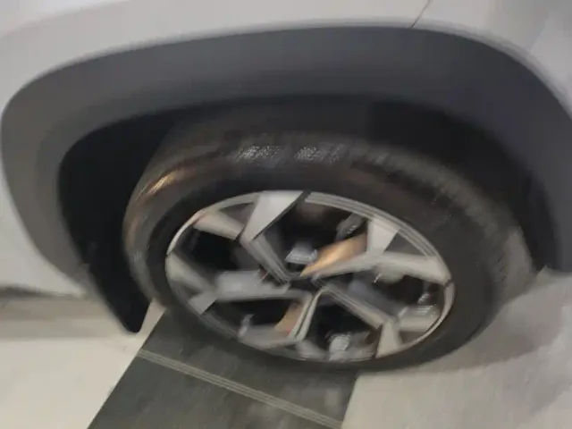 Geely Boyue L — Фото автомобиля 6