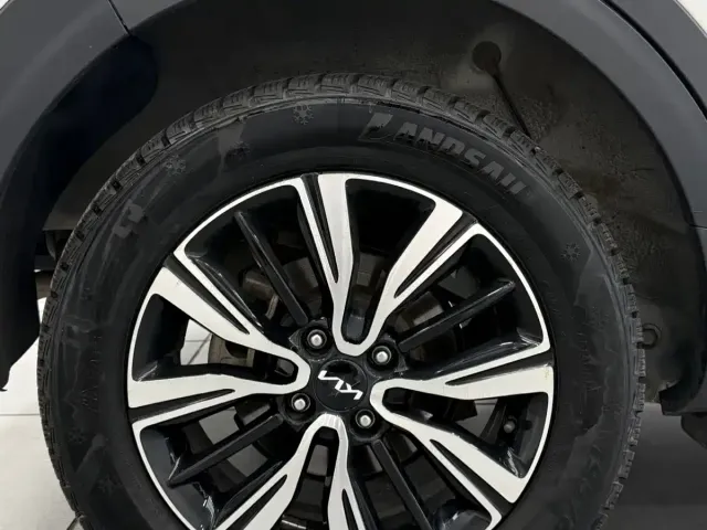 Kia KX1 — Фото автомобиля 16