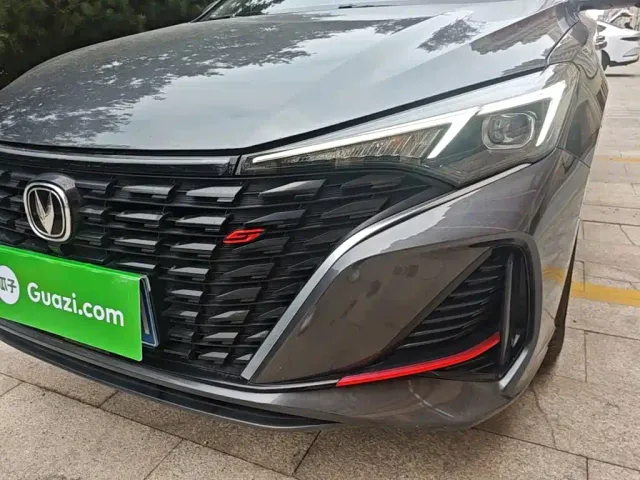 Changan Eado — Фото автомобиля 23