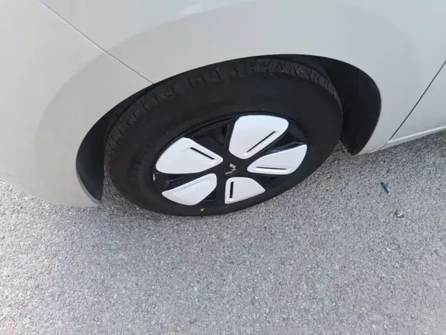 Wuling Hongguang Mini EV — Фото автомобиля 22