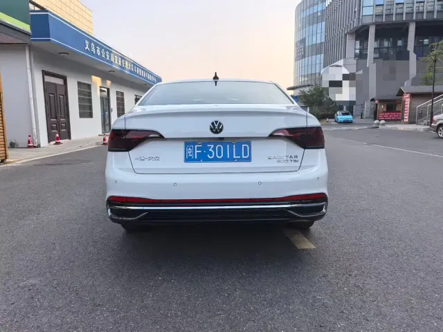 Volkswagen Sagitar — Фото автомобиля 8