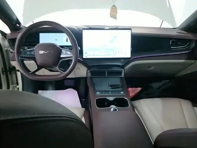 BYD Seal 07 DM-i — Фото автомобиля 9