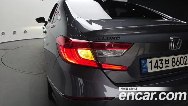 Honda Accord Accord 10 поколение 1.5 Turbo — Фото автомобиля 18