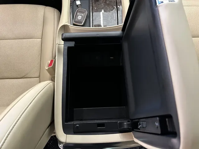 Toyota Vellfire — Фото автомобиля 18