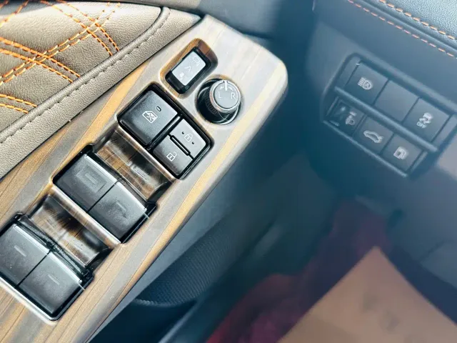 Toyota Avalon — Фото автомобиля 18