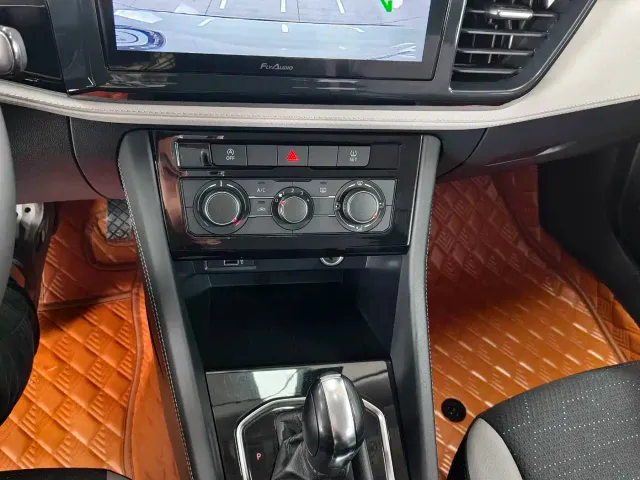 Jetta VS5 — Фото автомобиля 12