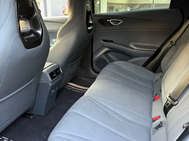BYD Seal 06 GT — Фото автомобиля 5