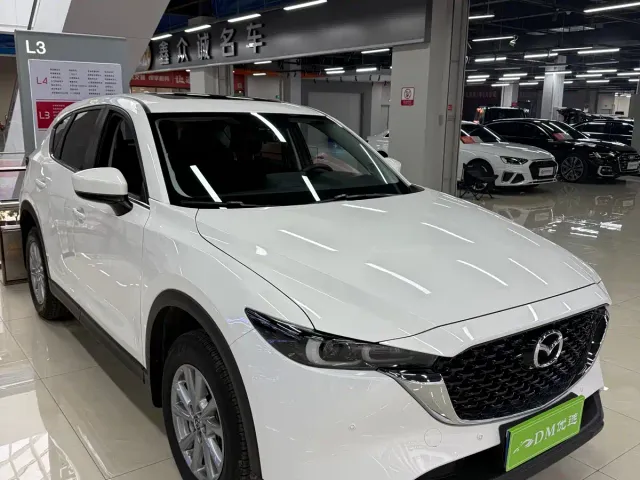Фотография автомобиля — Mazda CX-5