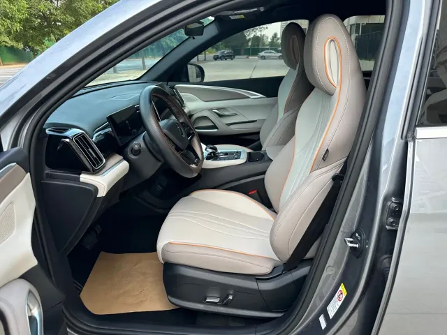 BYD Song Pro — Фото автомобиля 4