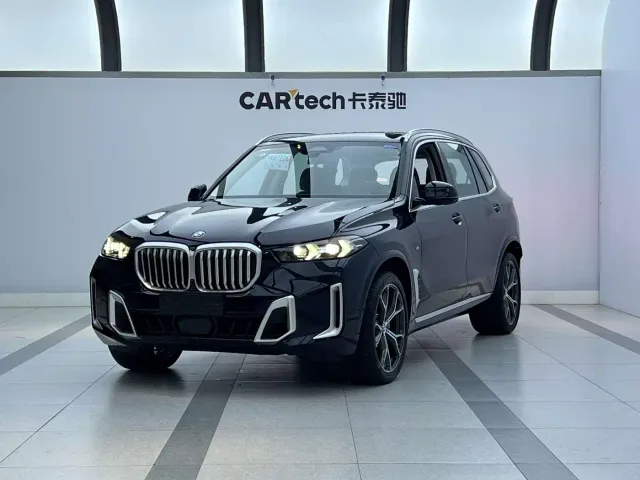Фотография автомобиля — BMW X5