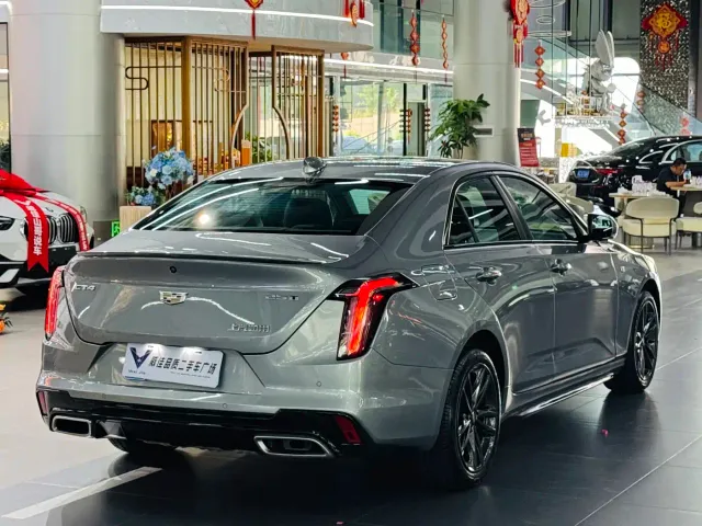 Cadillac CT4 — Фото автомобиля 9