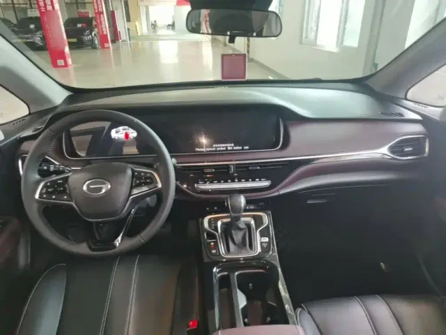 GAC Trumpchi M6 — Фото автомобиля 9