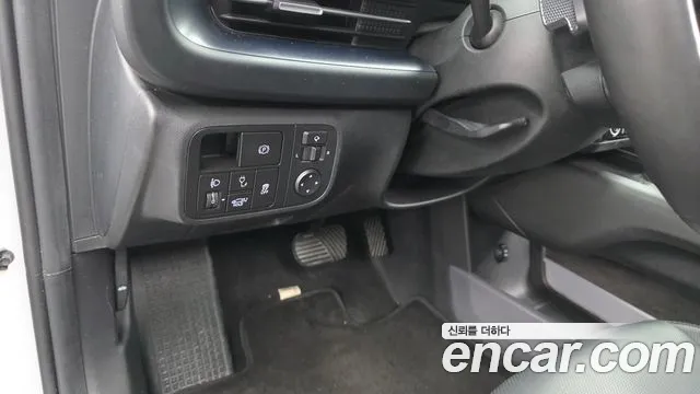 Hyundai Ioniq 6 — Фото автомобиля 24