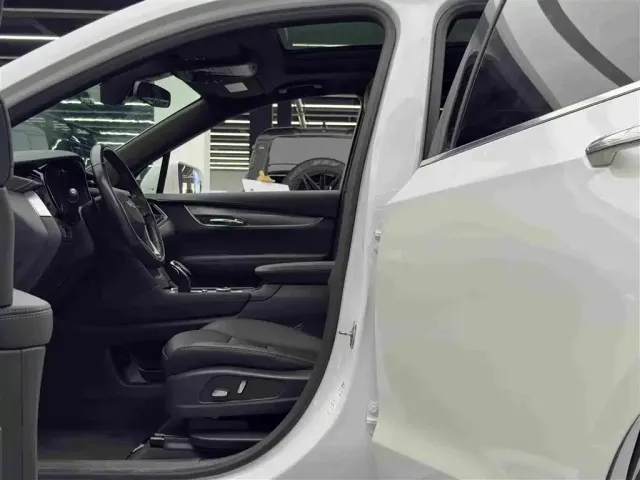 Cadillac XT6 — Фото автомобиля 8