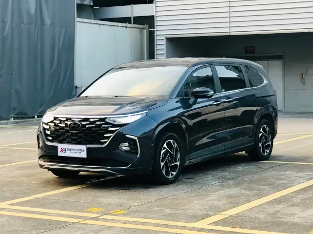 Фотография автомобиля — Hyundai Custo