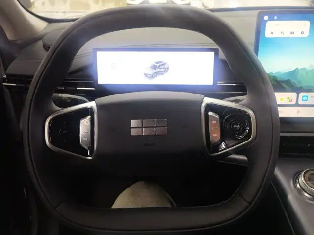 Geely Galaxy E5 — Фото автомобиля 15