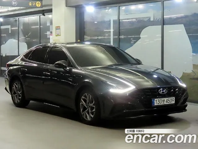 Фотография автомобиля — Hyundai Sonata DN8