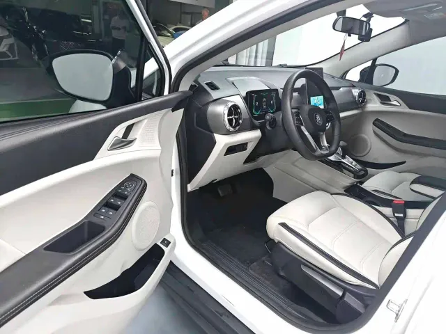 BYD Yuan Pro — Фото автомобиля 7
