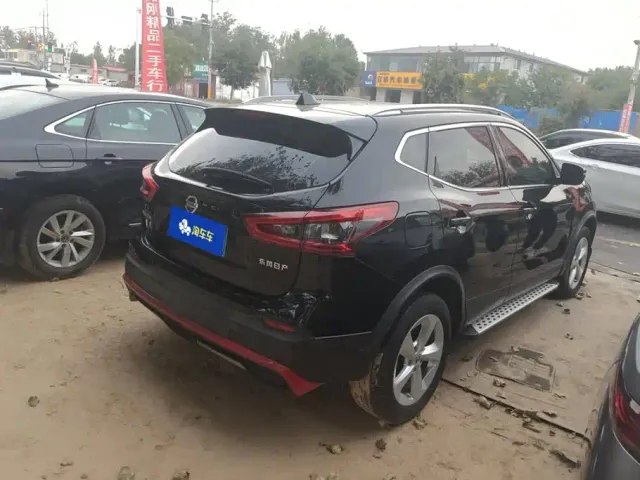 Nissan Qashqai — Фото автомобиля 3
