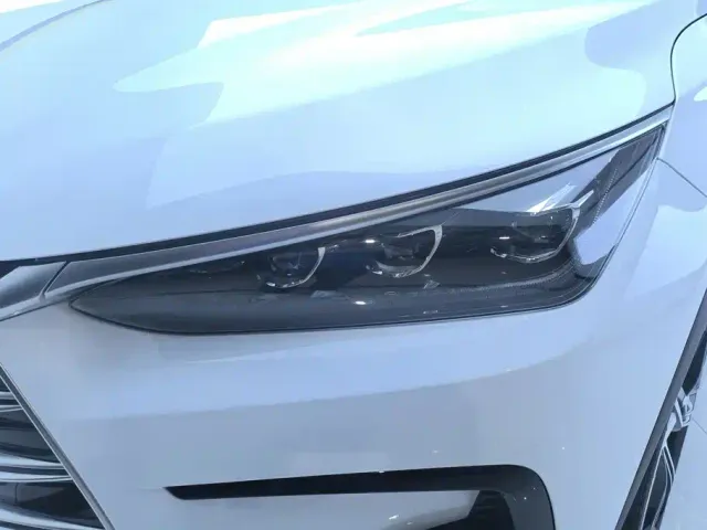 BYD Tang — Фото автомобиля 5