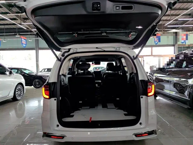 Honda Odyssey — Фото автомобиля 18