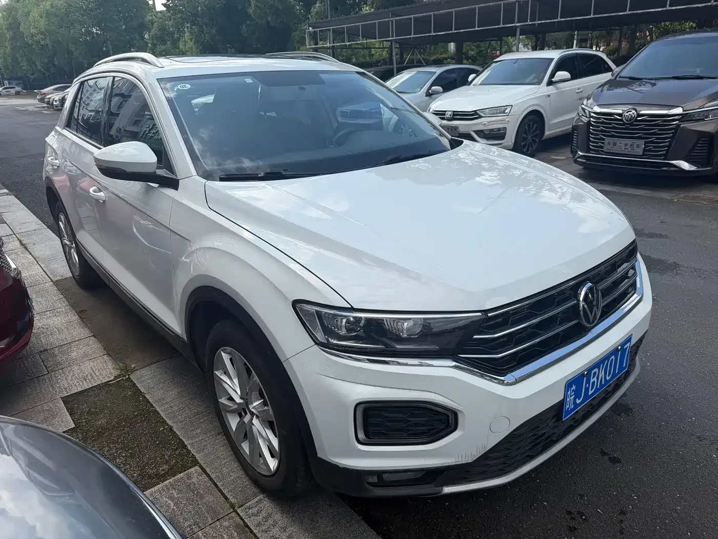 Volkswagen Volkswagen T-ROC 2022 280TSI DSG 2WD Elite PLUS — Фото автомобиля 2