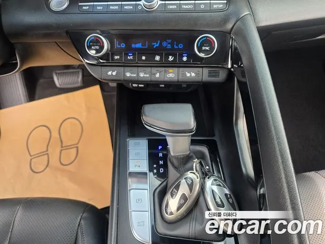 Hyundai AVANTE Новый Avante (CN7) — Фото автомобиля 11