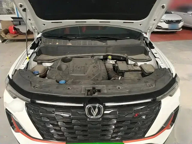 Changan CS35 Plus — Фото автомобиля 19
