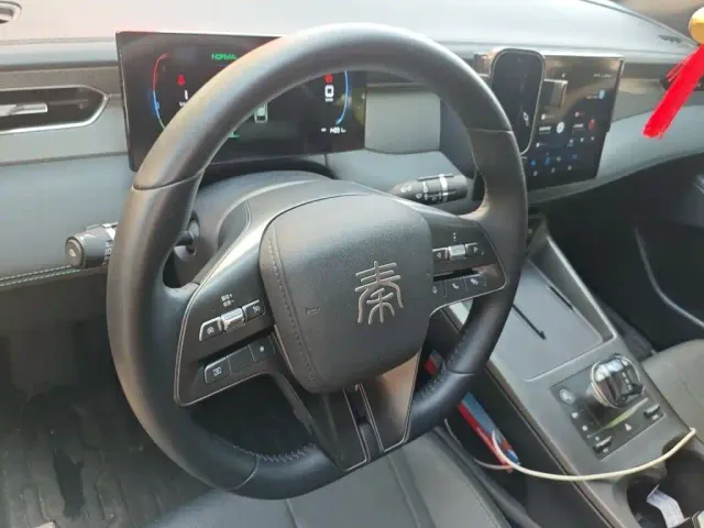 BYD Qin PLUS — Фото автомобиля 6