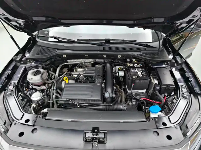 Volkswagen Passat — Фото автомобиля 9