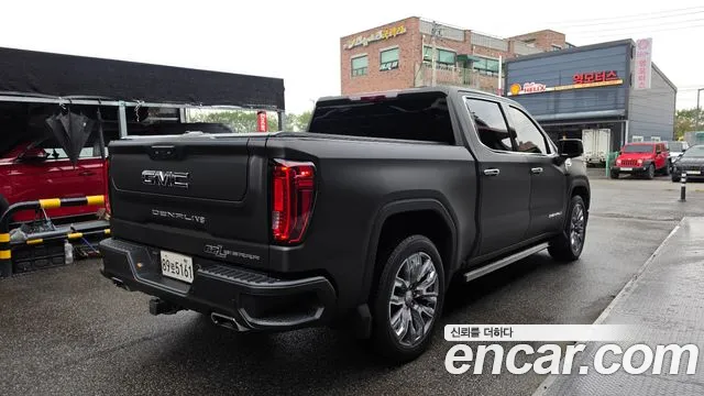 GMC Sierra — Фото автомобиля 2
