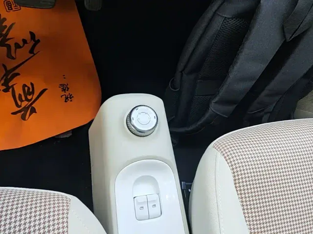 Wuling Hongguang Mini EV — Фото автомобиля 13