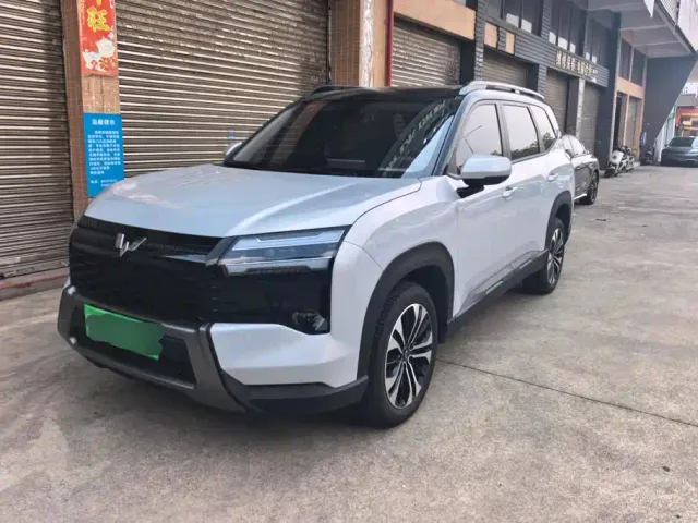 Фотография автомобиля — Wuling Starlight 560