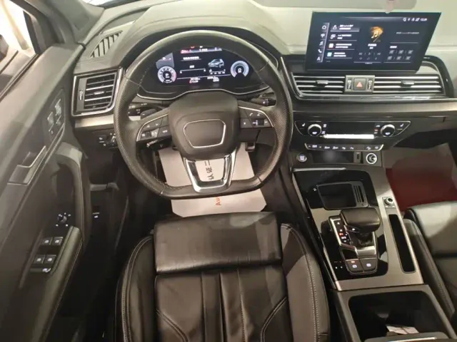 Audi Q5L — Фото автомобиля 14