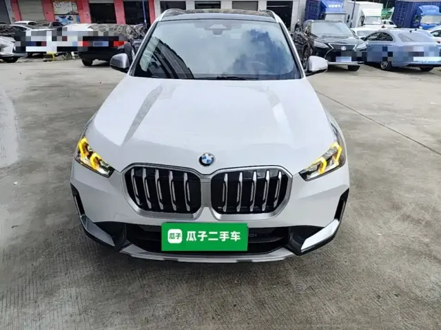 BMW X1 — Фото автомобиля 2