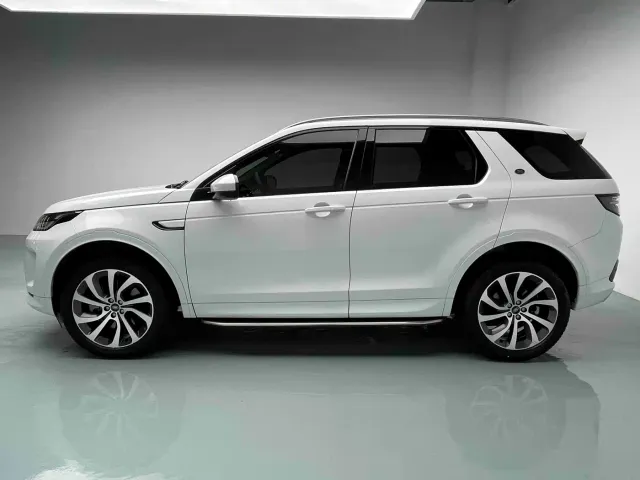 Land Rover Discovery Sport — Фото автомобиля 3