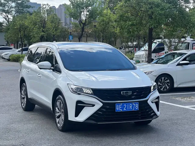 Geely Jiaji — Фото автомобиля 3