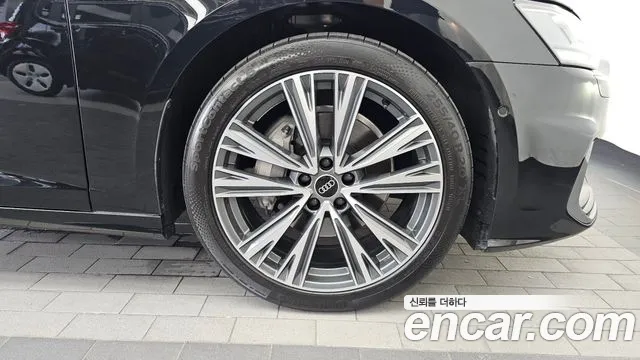 Audi A6 C8 — Фото автомобиля 6
