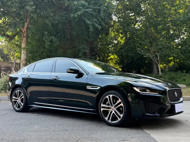 Jaguar XEL — Фото автомобиля 3