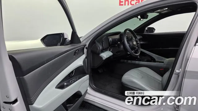 Hyundai Avante CN7 — Фото автомобиля 15