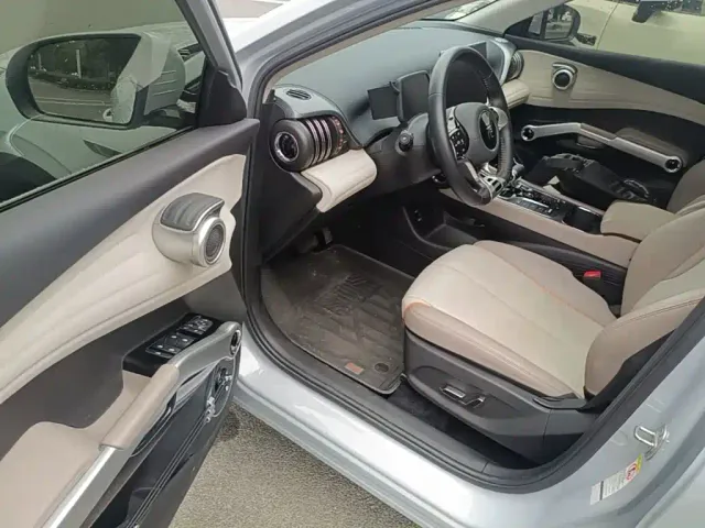 BYD Yuan PLUS — Фото автомобиля 15