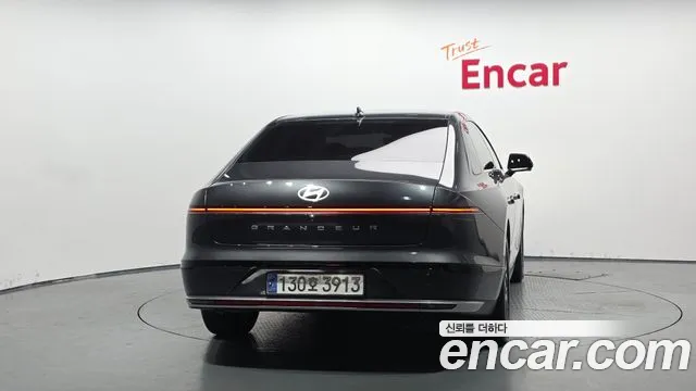 Hyundai Grandeur Grandeur (GN7) 2.5 Бензин 2WD — Фото автомобиля 4